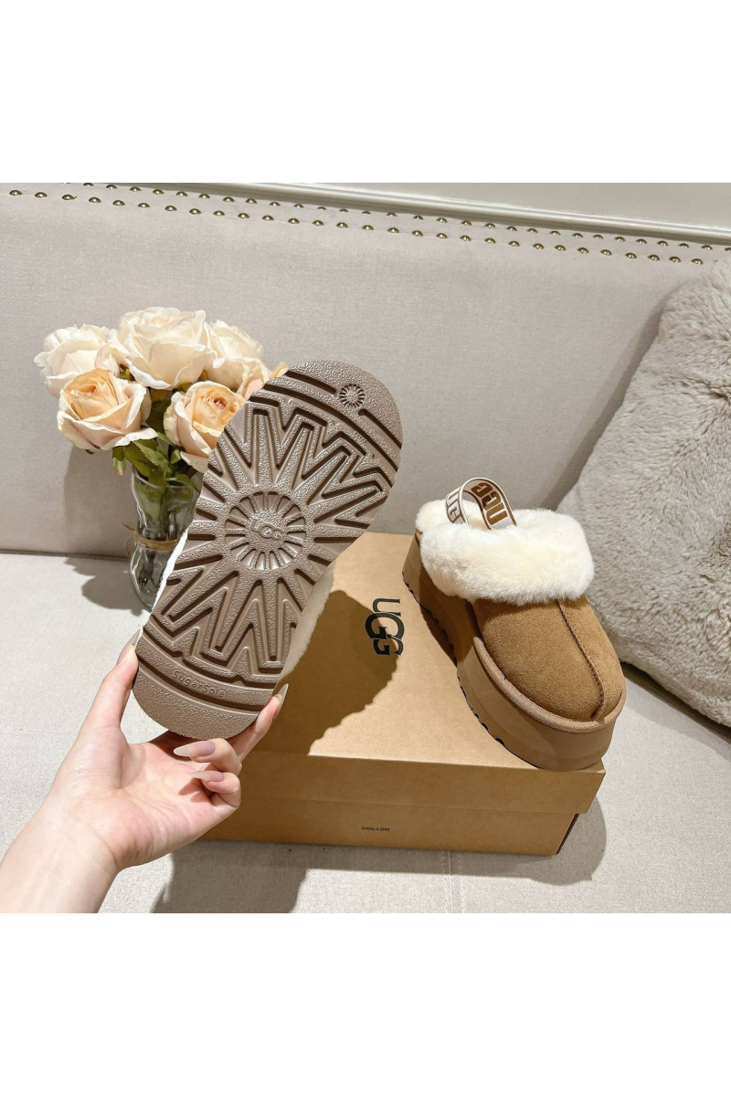 UGG Замшевые женские слиперы с мехом Funkette Platform