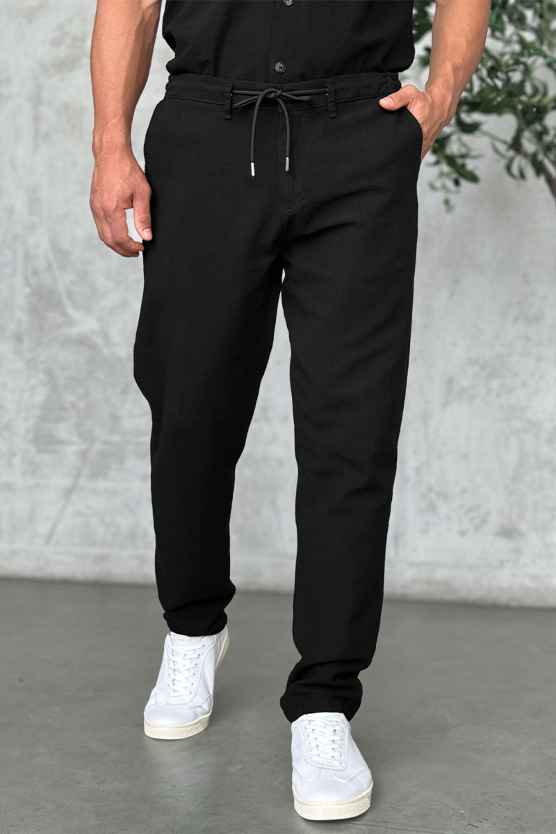 Loro Piana Мужские брюки чёрного цвета