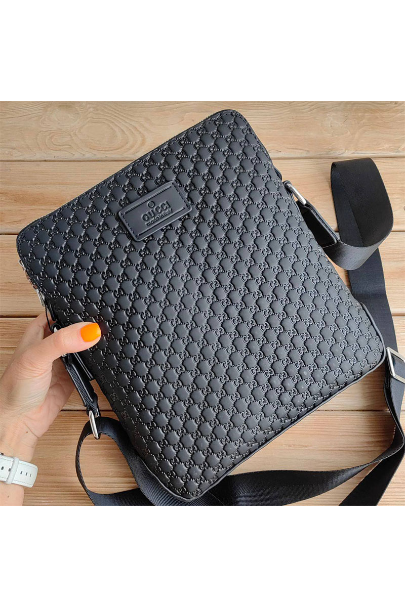 Gucci Кожаная сумка GG Supreme 28х24 см