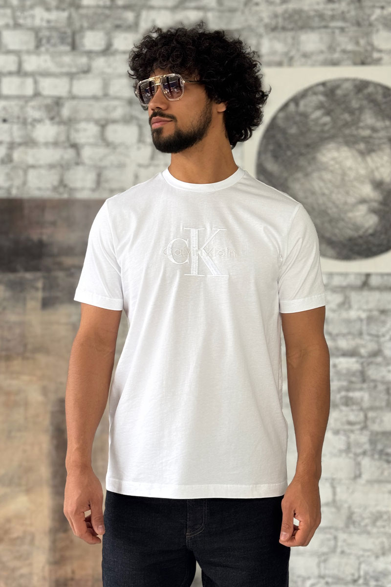 Calvin Klein Футболка белого цвета embroidered-logo
