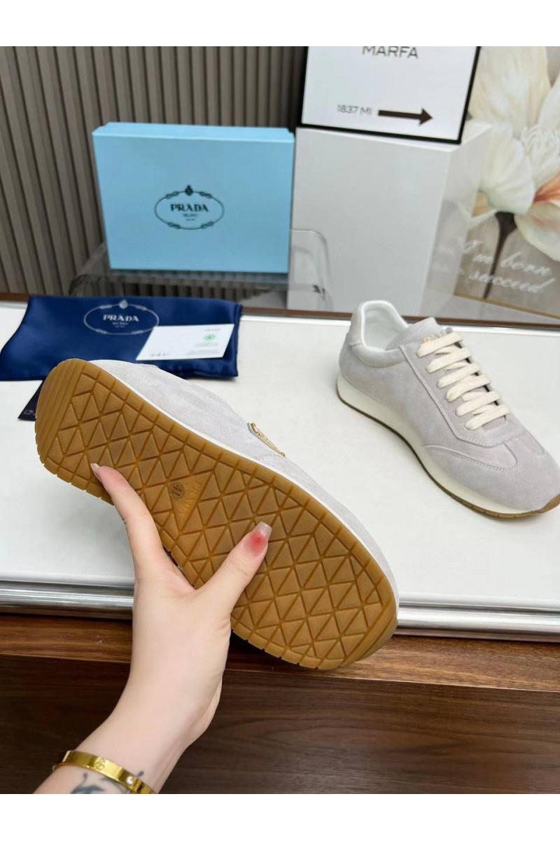 Prada Женские замшевые кроссовки Premium - Grey