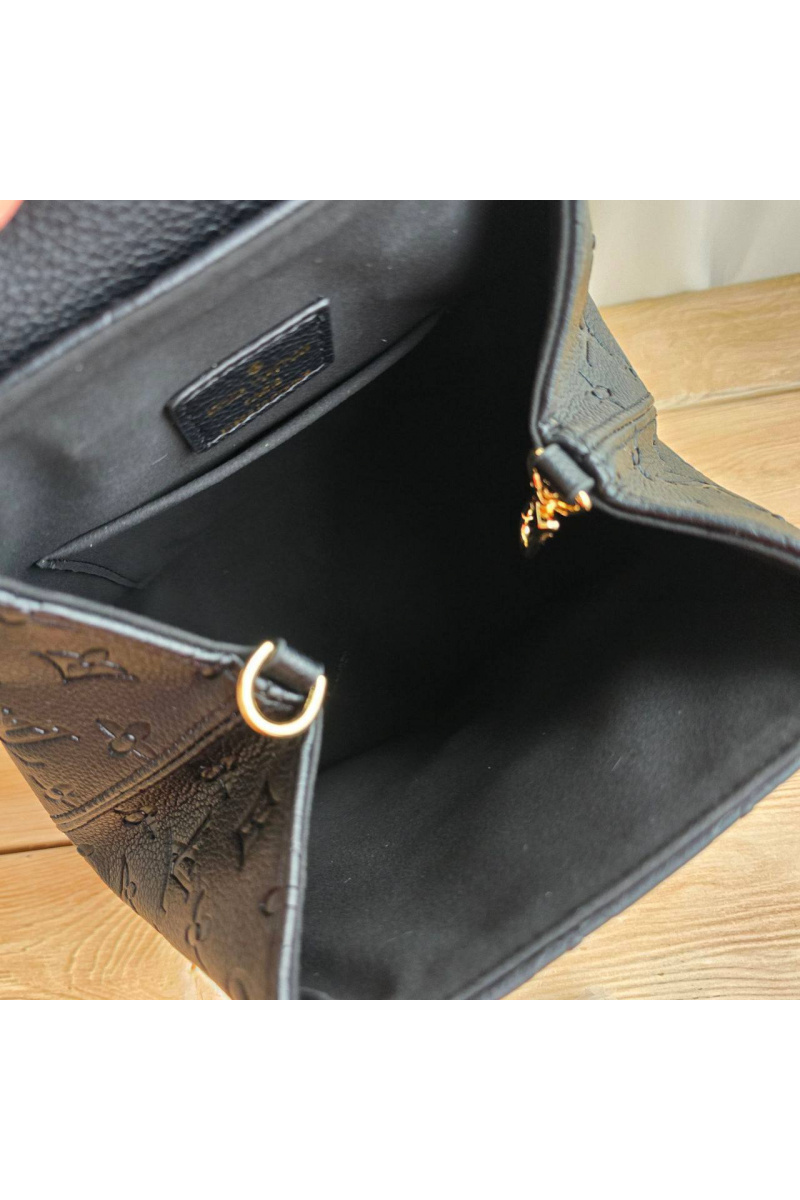 Lоuis Vuittоn Кожаный рюкзак Monogram Empreinte 22x22 - Black