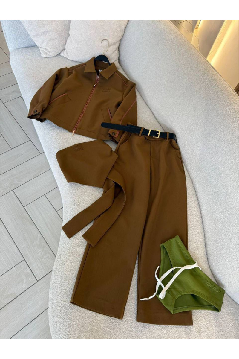 MIU MIU Женский костюм 