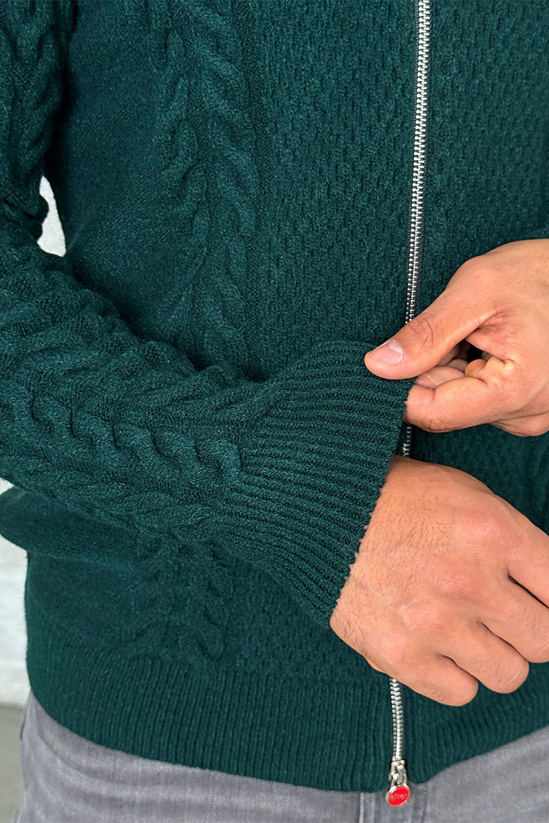 Kiton Мужской свитер зелёного цвета 