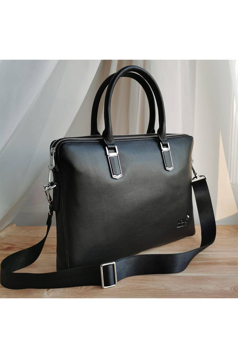 Montblanc Кожаная чёрная сумка 39x29 см