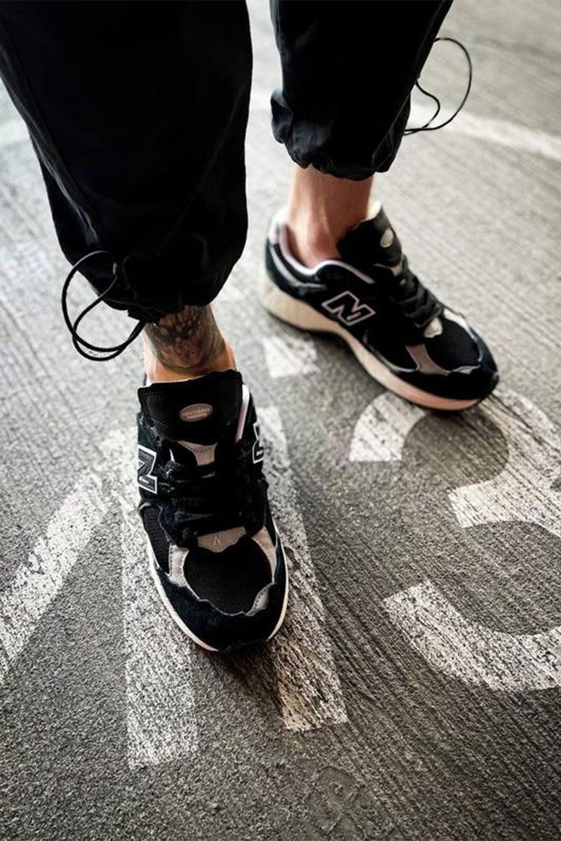 Sneakers Кроссовки 2002R Protection Pack "Black"