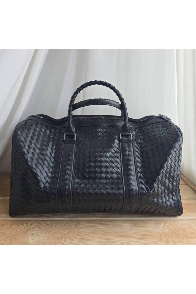 Bottega Veneta Кожаная дорожная сумка Intrecciato Duffle 50x20 см