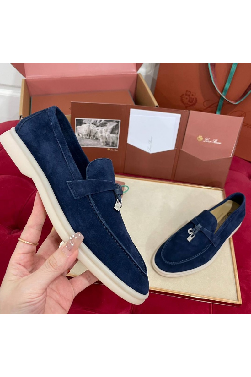 Loro Piana Женские замшевые лоферы Summer Charms Walk premium