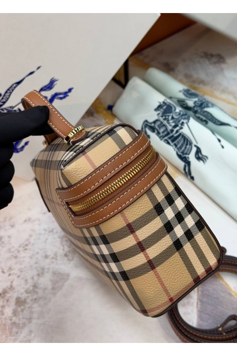 Burberry Кожаная сумка Check Vanity premium 19.5x15x8 см