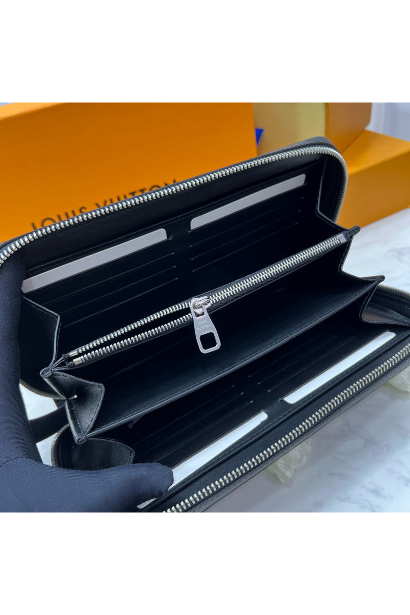 Lоuis Vuittоn Кожаное портмоне  Zippy XL Premium 22x12x5 см