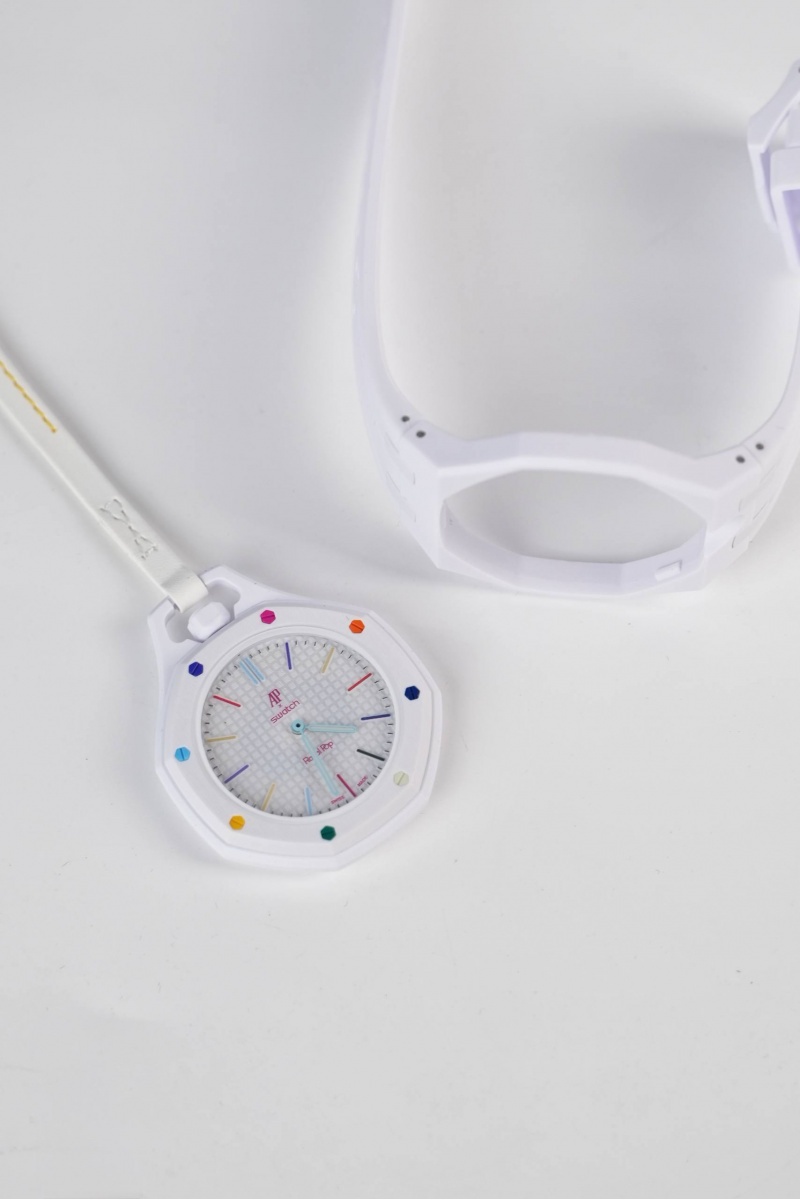 Designer Clothing Часы Audemars Piguet x Swatch "Royal Pop" Huit Blanc premium