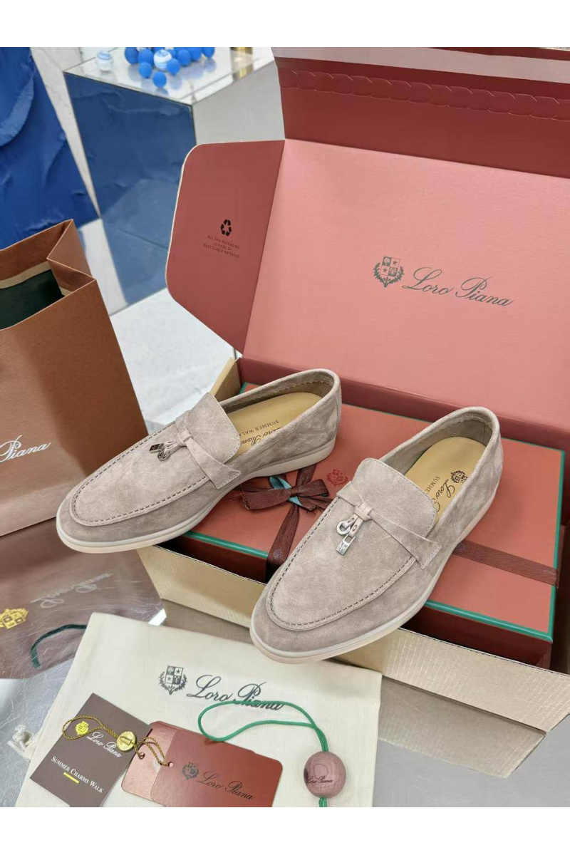 Loro Piana Женские замшевые лоферы Summer Charms Walk premium