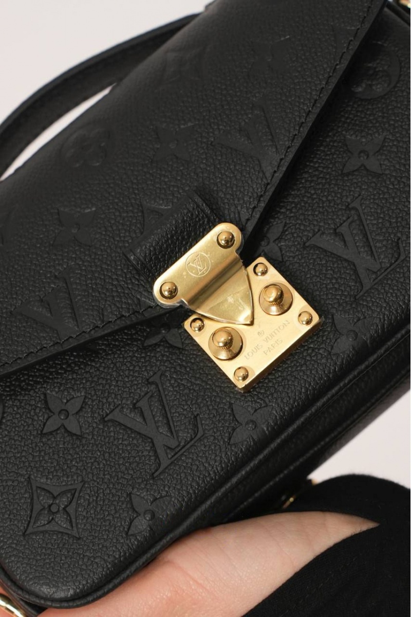 Lоuis Vuittоn Кожаная сумка Pochette Metis East Wes Premium 25x17x5 см