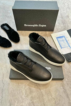 Кроссовки с мехом Triple Stitch - Black / White