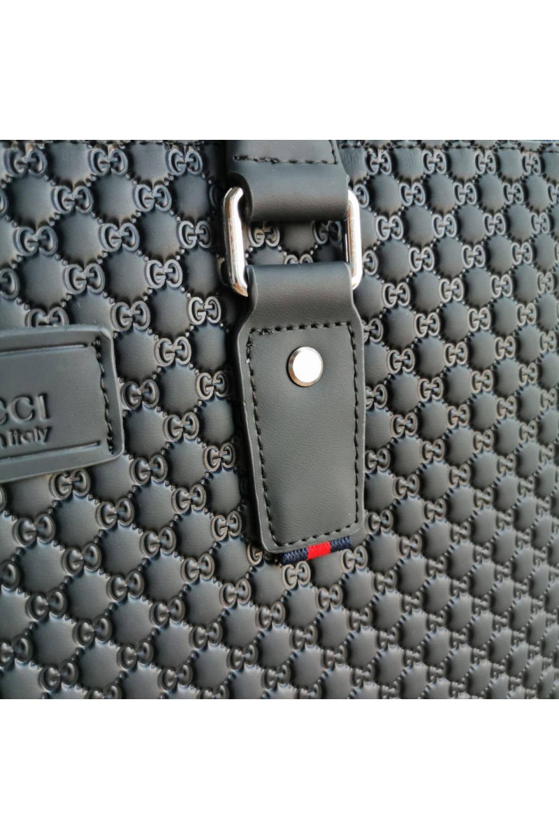 Gucci Кожаная сумка GG Supreme briefcase 38х28 см