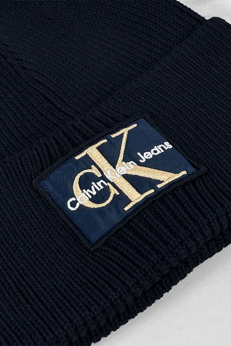 Calvin Klein Тёмно-синяя шапка monologo patch