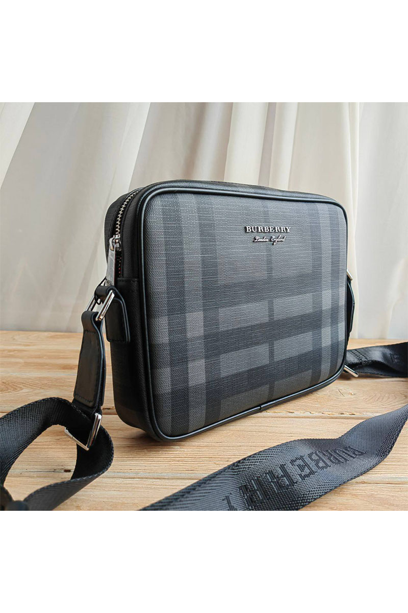 Burberry Кожаная сумка Muswell 22x17 см