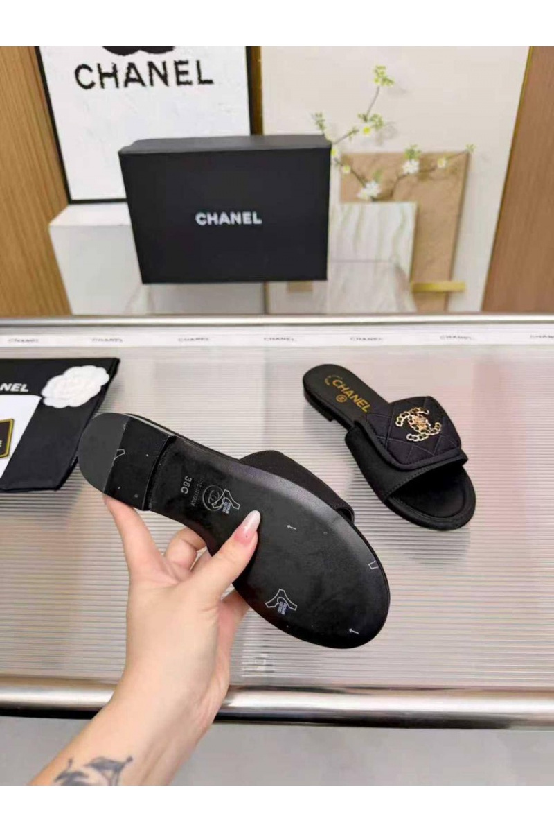Chаnеl Женские кожаные шлёпанцы premium