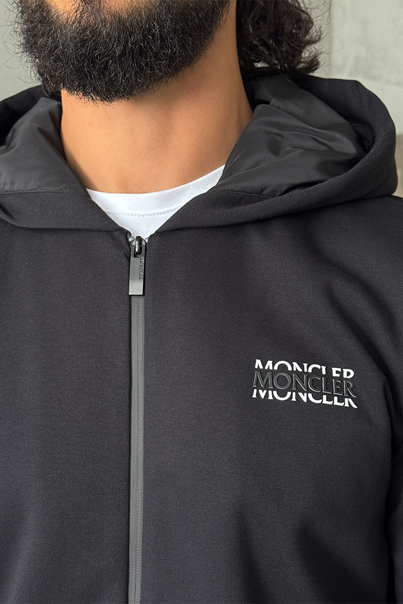Moncler Чёрная кофта на молнии 