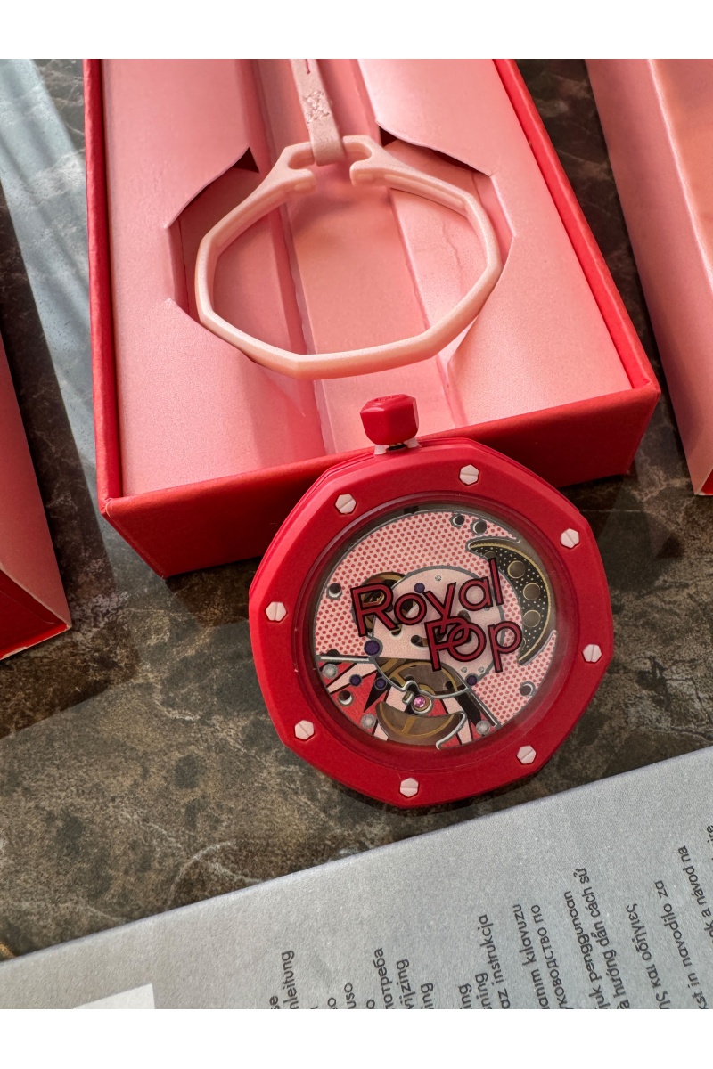 Designer Clothing Часы Audemars Piguet x Swatch "Royal Pop" Otto Rosso premium