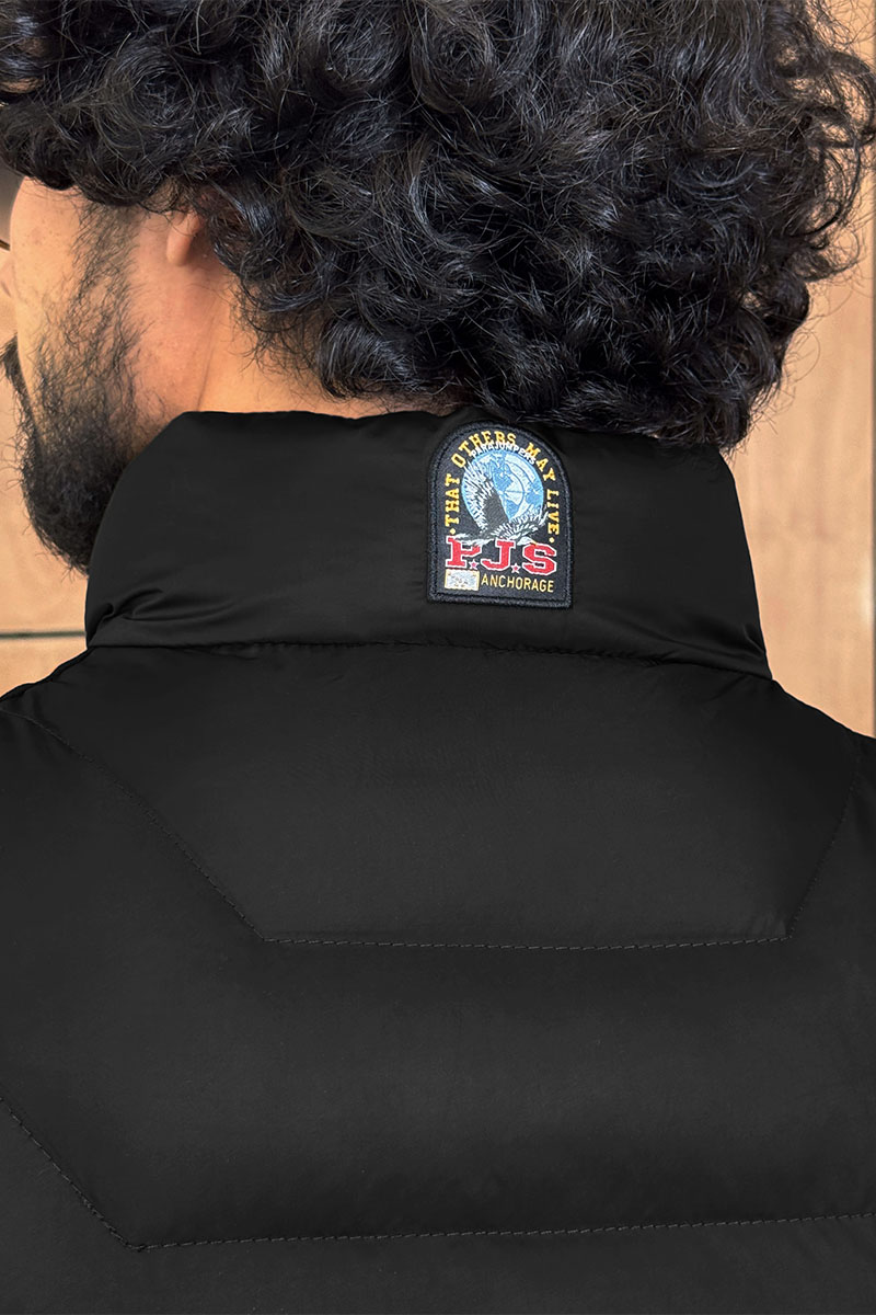 Designer Clothing Жилет чёрного цвета Parajumpers