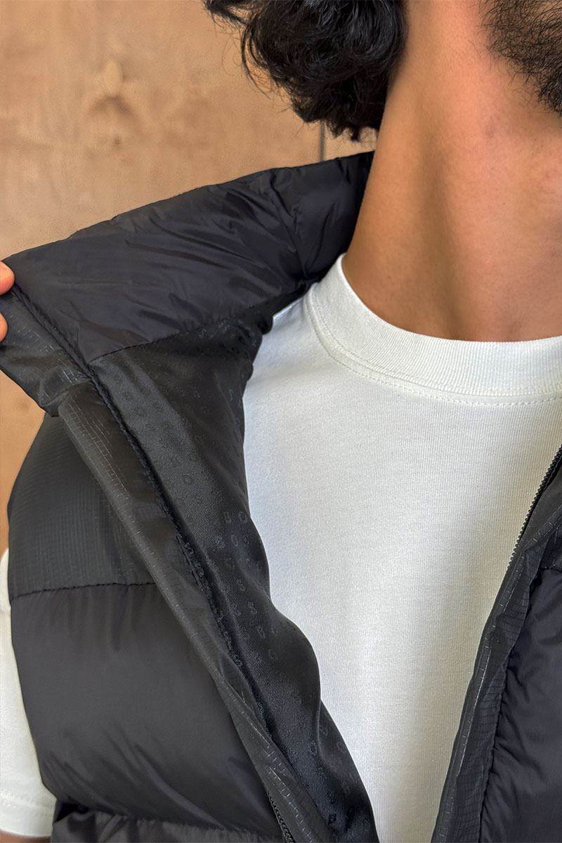 Hugо Воss Мужской чёрный жилет 