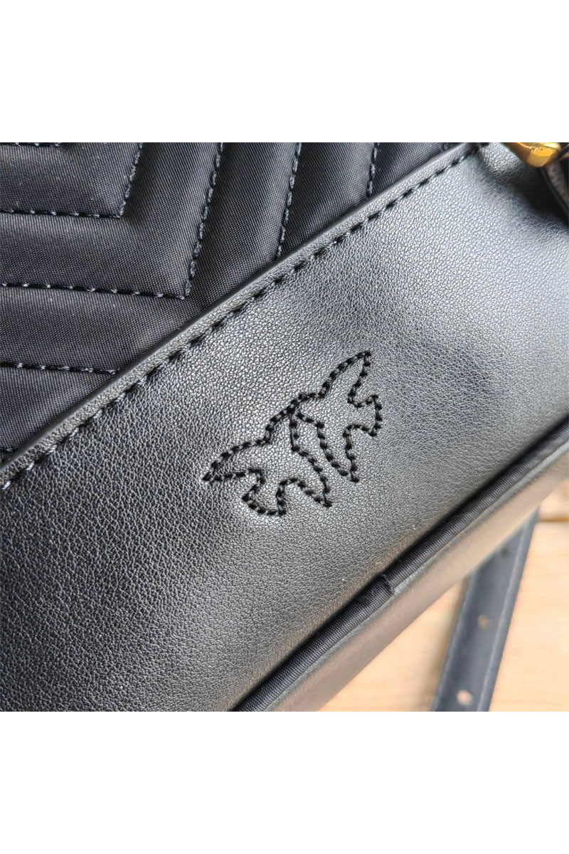  Женский нейлоновый рюкзак Love Recycled 27x27 см