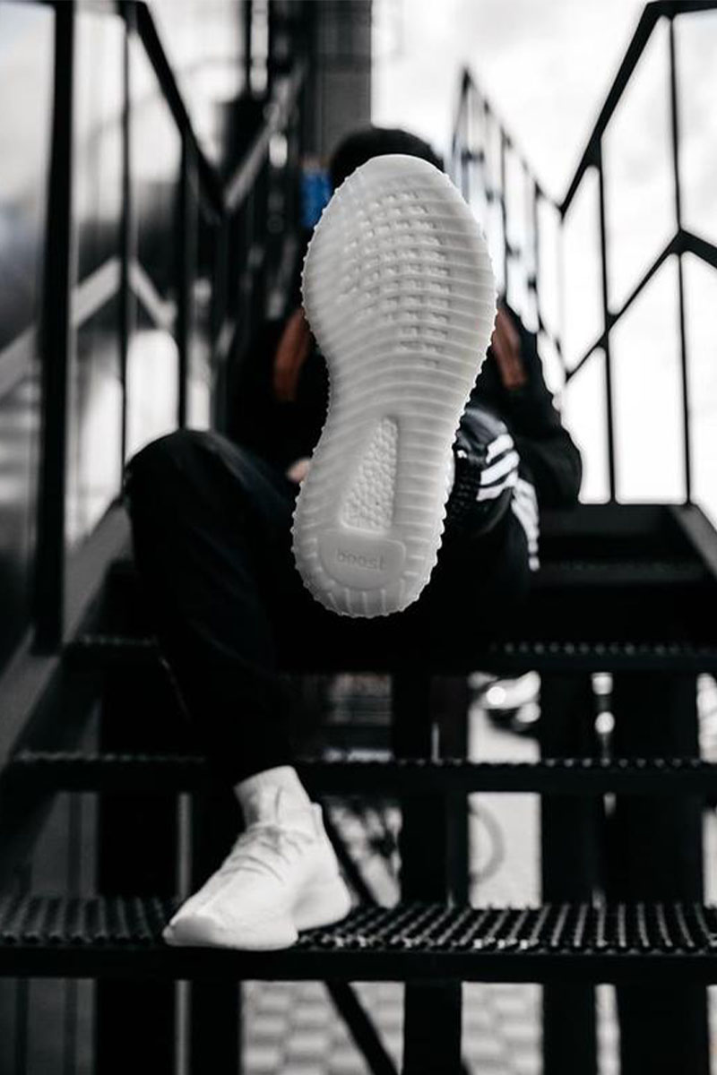 Adidas Кроссовки Yeezy Boost 350 V2 - Triple White Premium