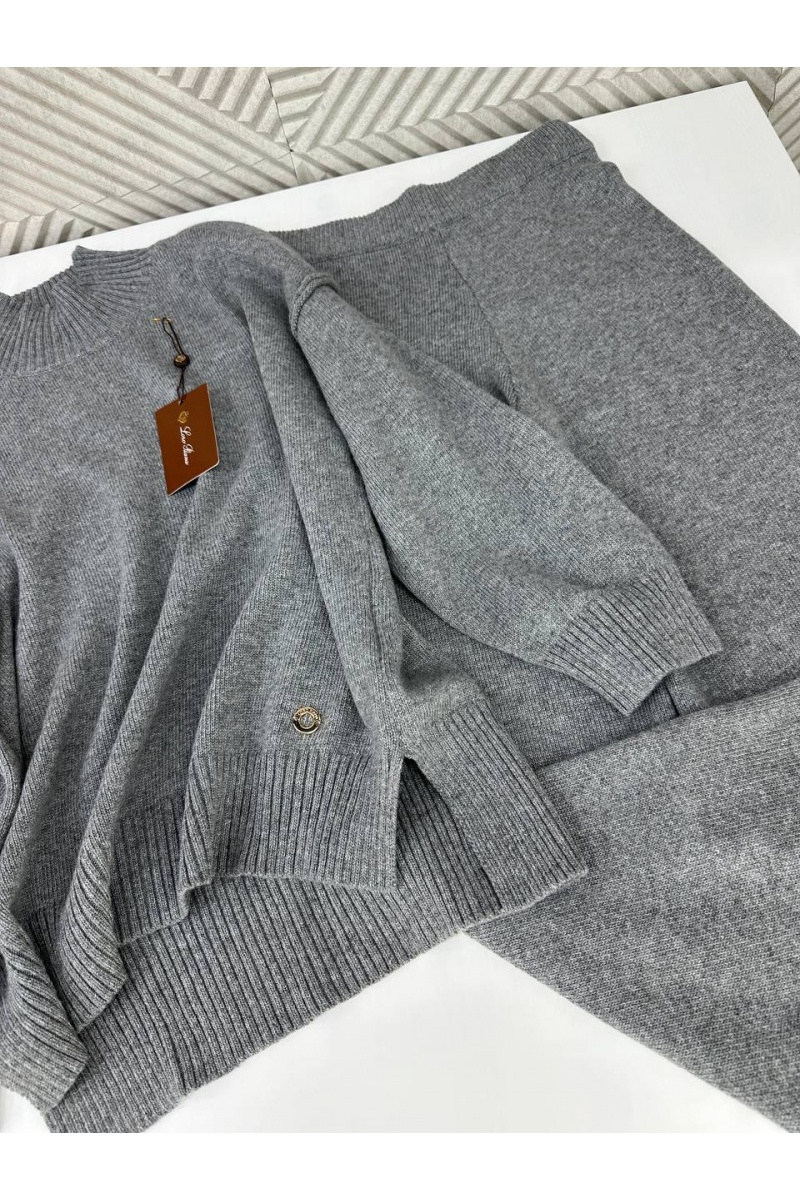 Loro Piana Женский серый костюм Premium