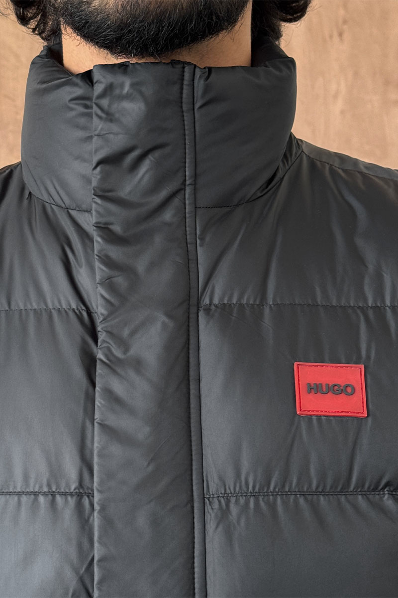 Hugо Воss Мужской чёрный жилет 