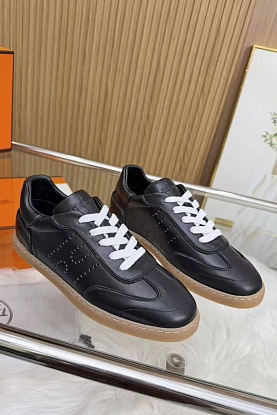 Женские кожаные кроссовки Match