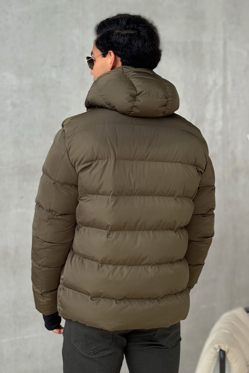Moncler Утеплённая куртка оливкового цвета logo-patch