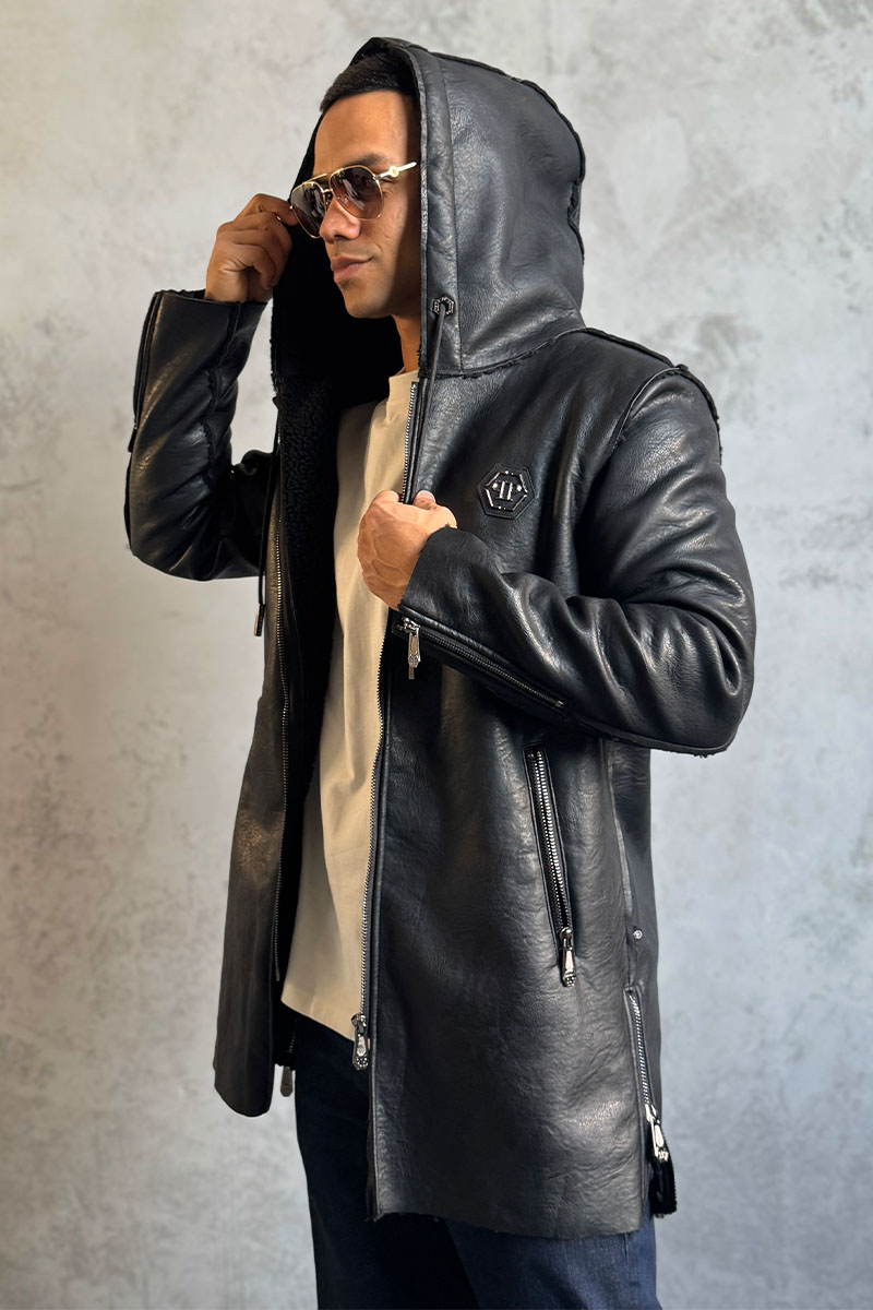 Philliр Рlеin Мужское утеплённое пальто чёрного цвета 