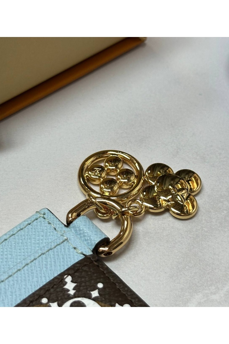 Lоuis Vuittоn Кожаный кардхолдер Charms Vivienne Premium 7.3x0.3x10.2 см