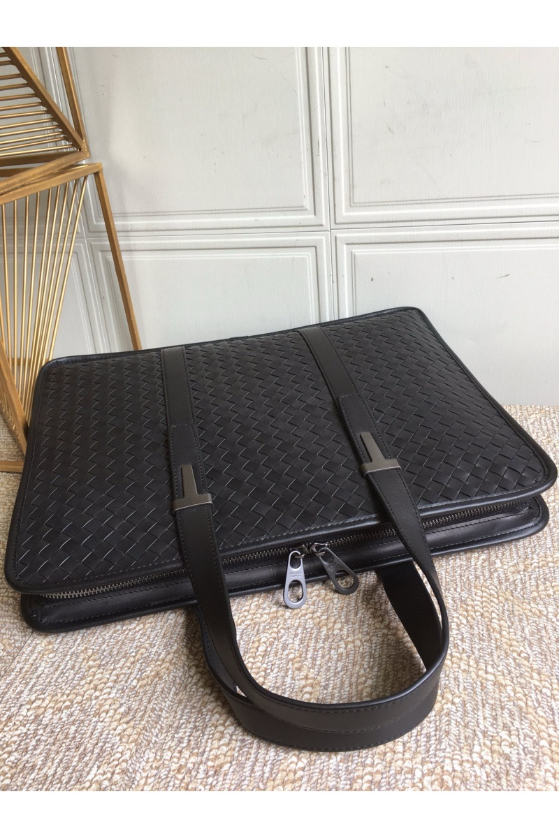 Bottega Veneta Кожаный портфель Premium 40x31x6 см