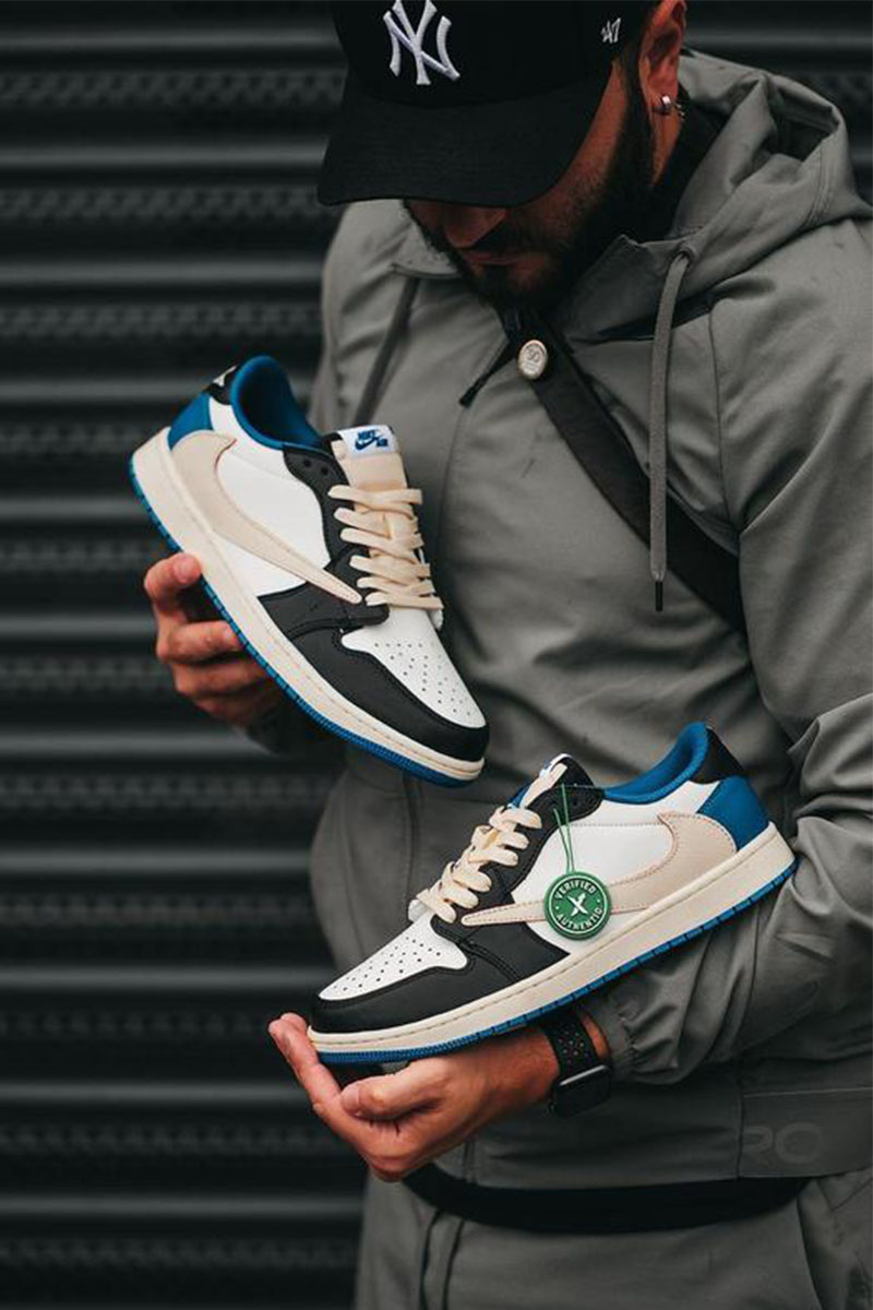 Nike Кроссовки Travis Scott x Fragment x AJ1 Low