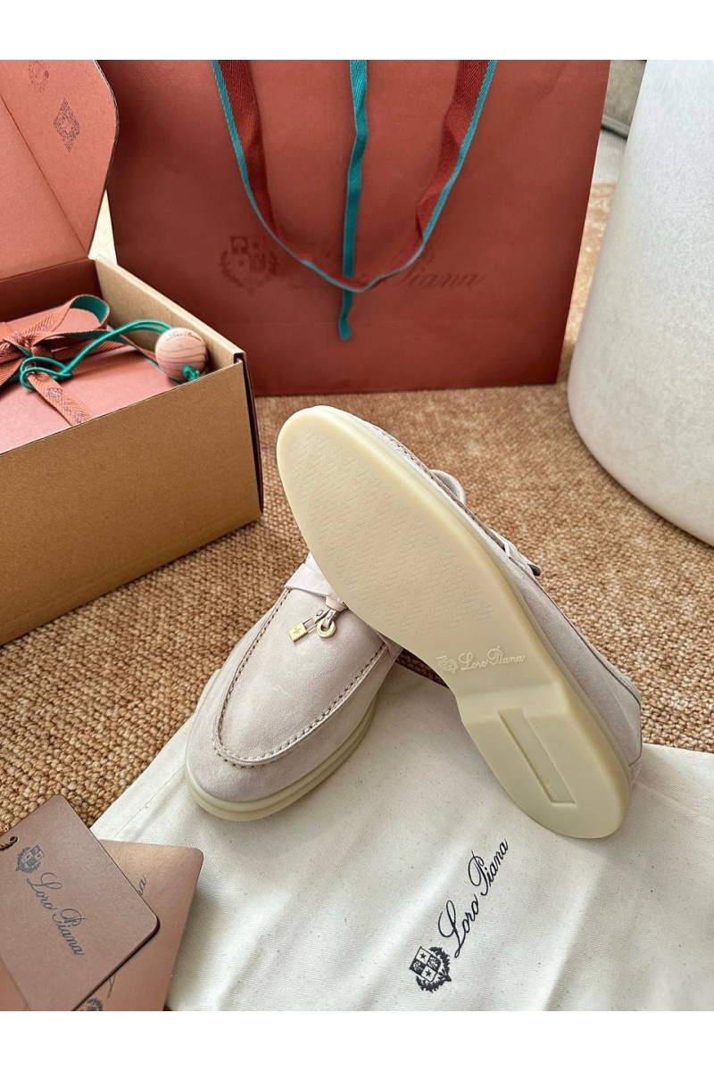 Loro Piana Женские замшевые лоферы Summer Charms Walk premium