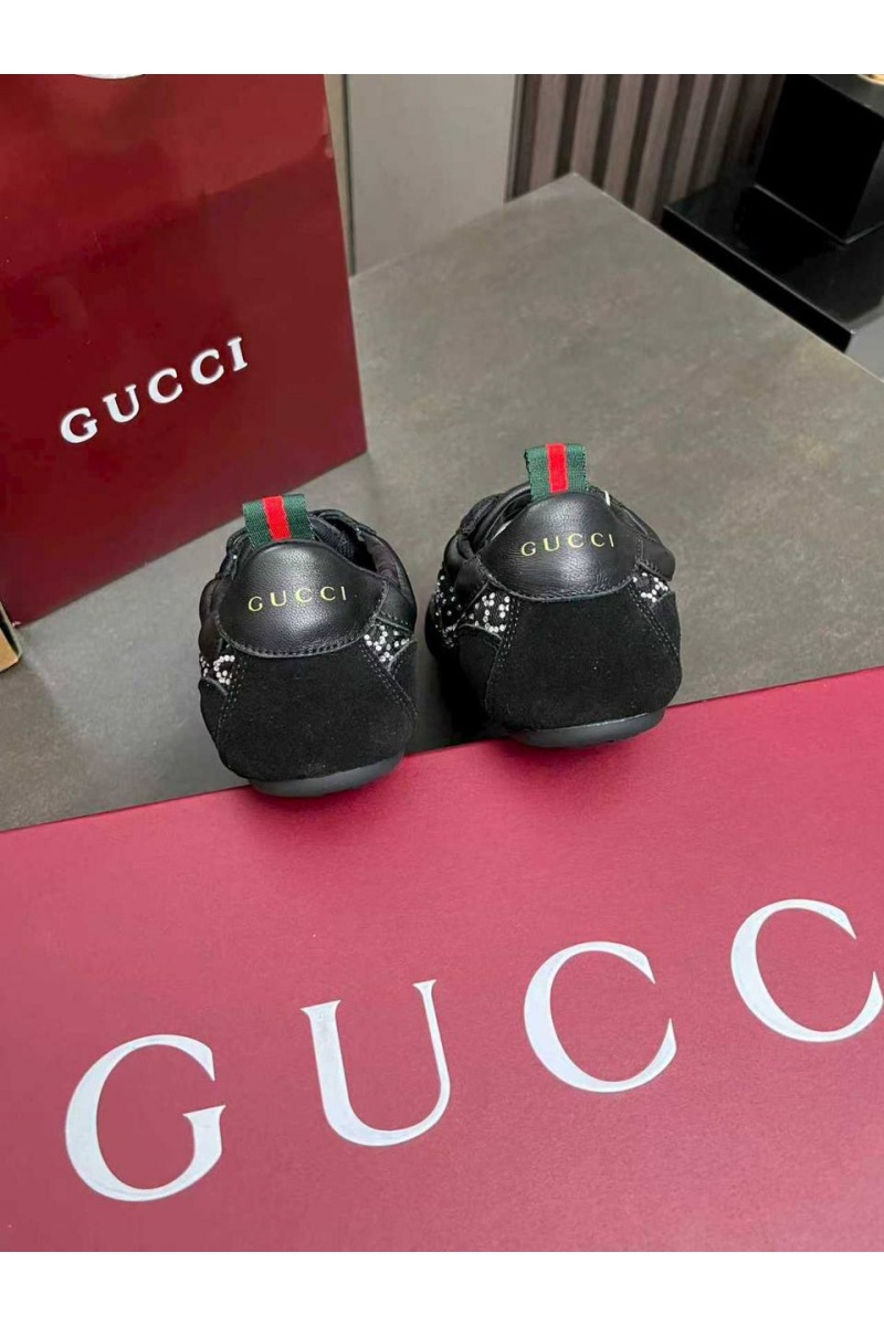 Gucci Женские кроссовки GG Shift premium