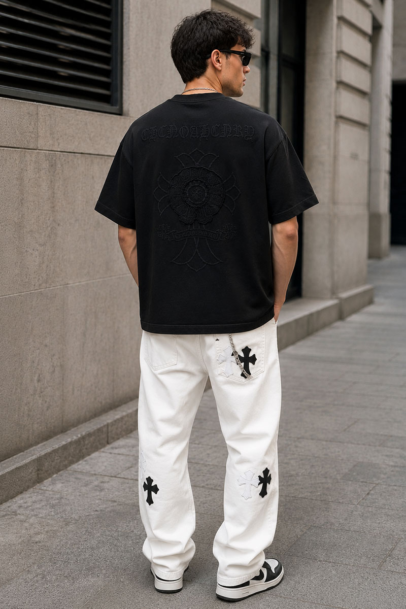 Designer Clothing Чёрная оверсайз футболка Gothic logo 