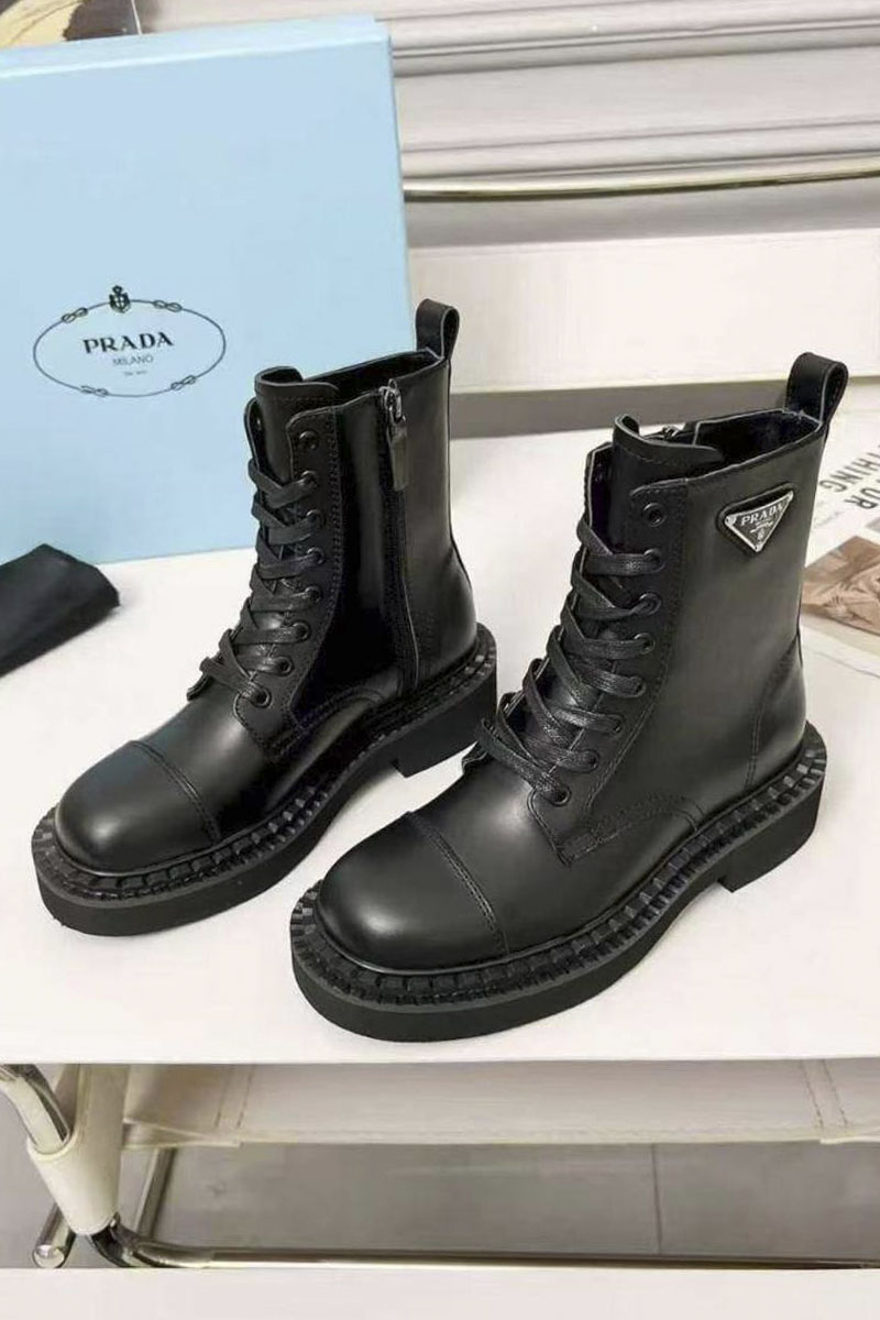 Prada Женские кожаные ботинки 