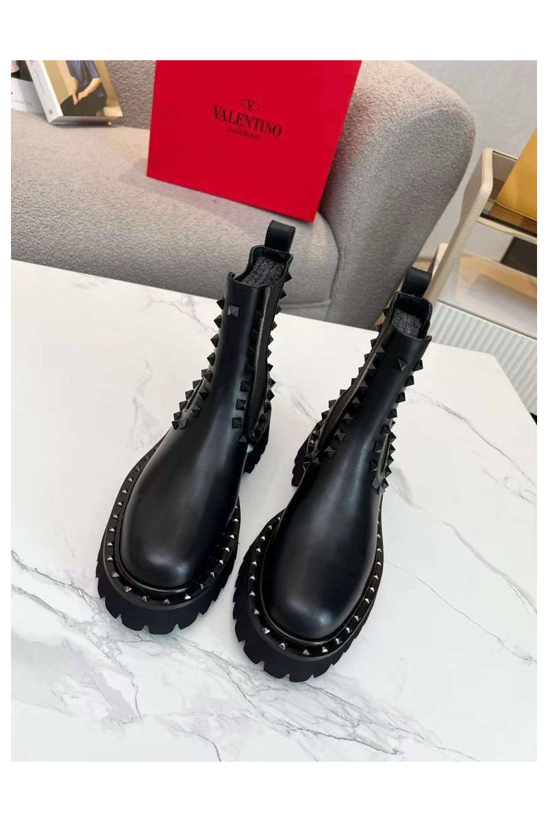 Valentino Женские кожаные ботинки с мехом 