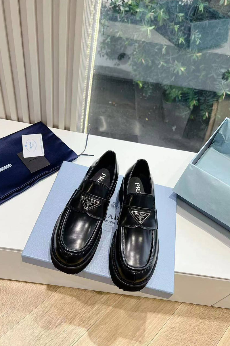 Prada Женские кожаные лоферы Premium - Black