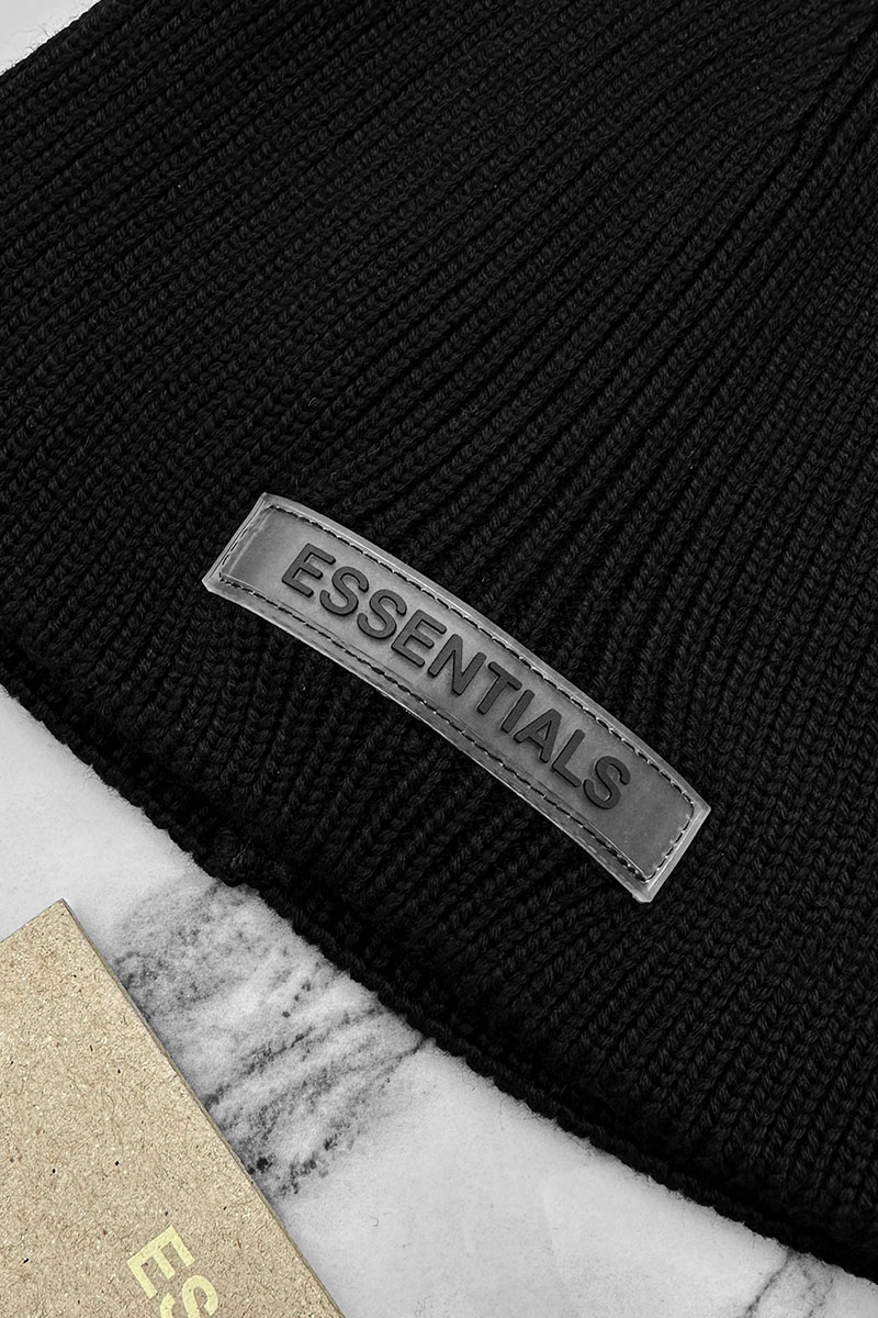 Designer Clothing Чёрная шапка Fear Of God Essentials logo-patch