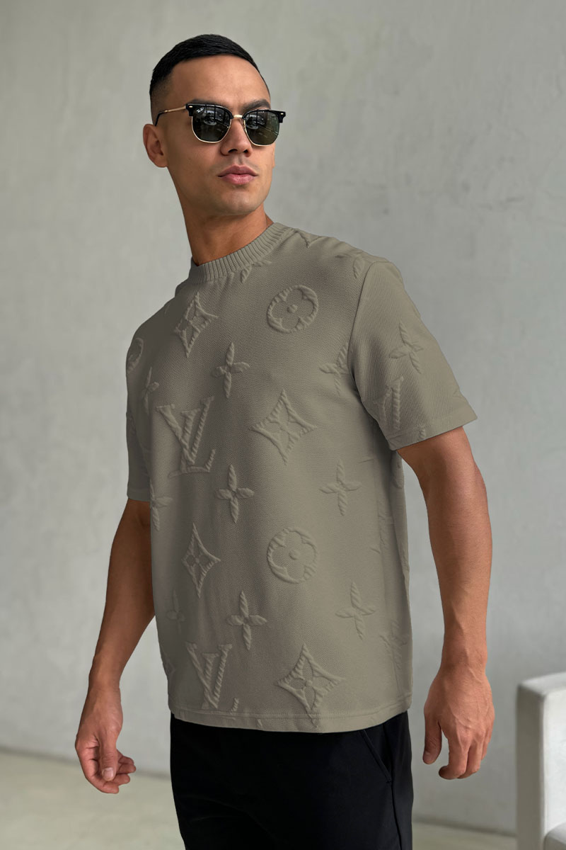 Lоuis Vuittоn Оверсайз футболка Embossed Monogram - Beige