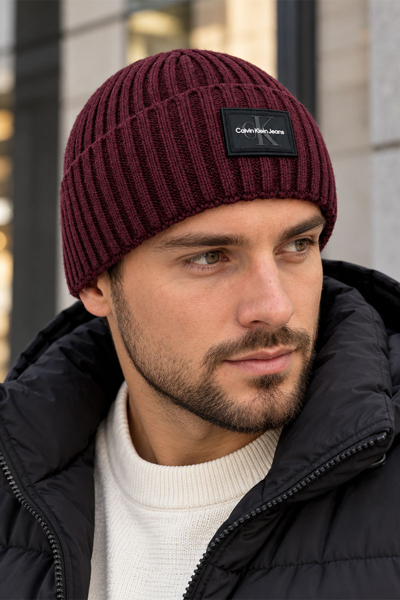 Calvin Klein Шапка logo-badge - Wine Berry