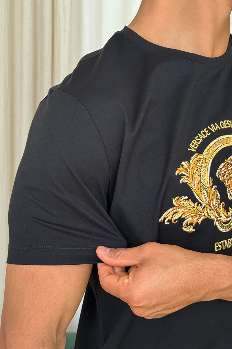 Versace Чёрная футболка Coupe Blason embroidered