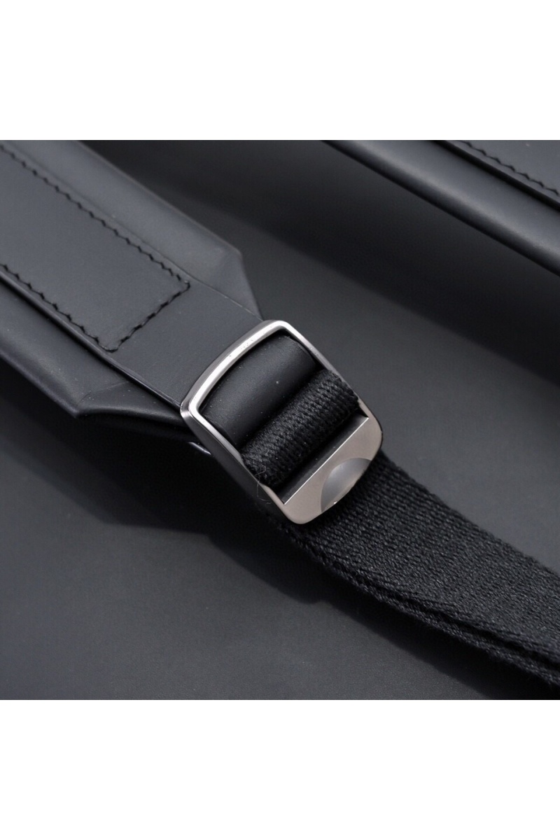 Bottega Veneta Кожаный рюкзак Premium 43x33x15 см