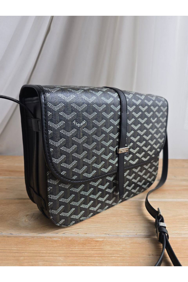 Designer Clothing Кожаная сумка Goyard Belvedere MM 27x21 см