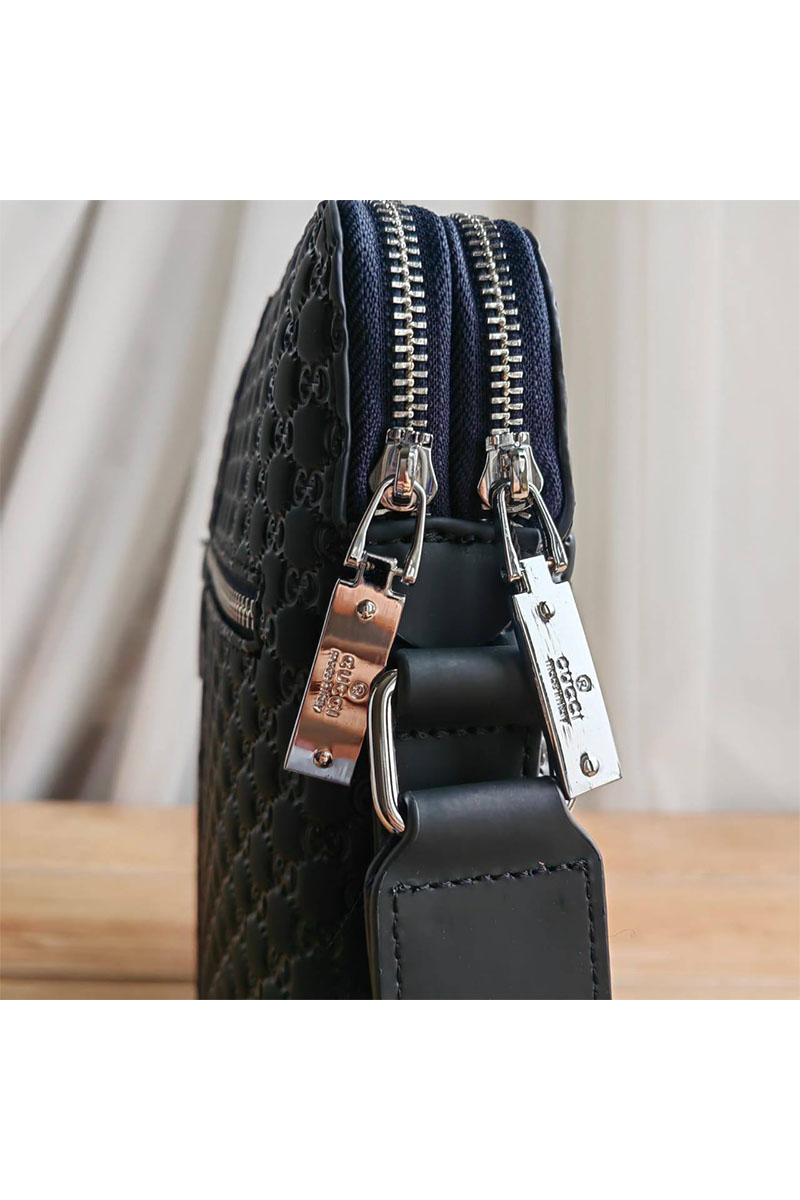 Gucci Кожаная сумка GG Supreme 28х24 см