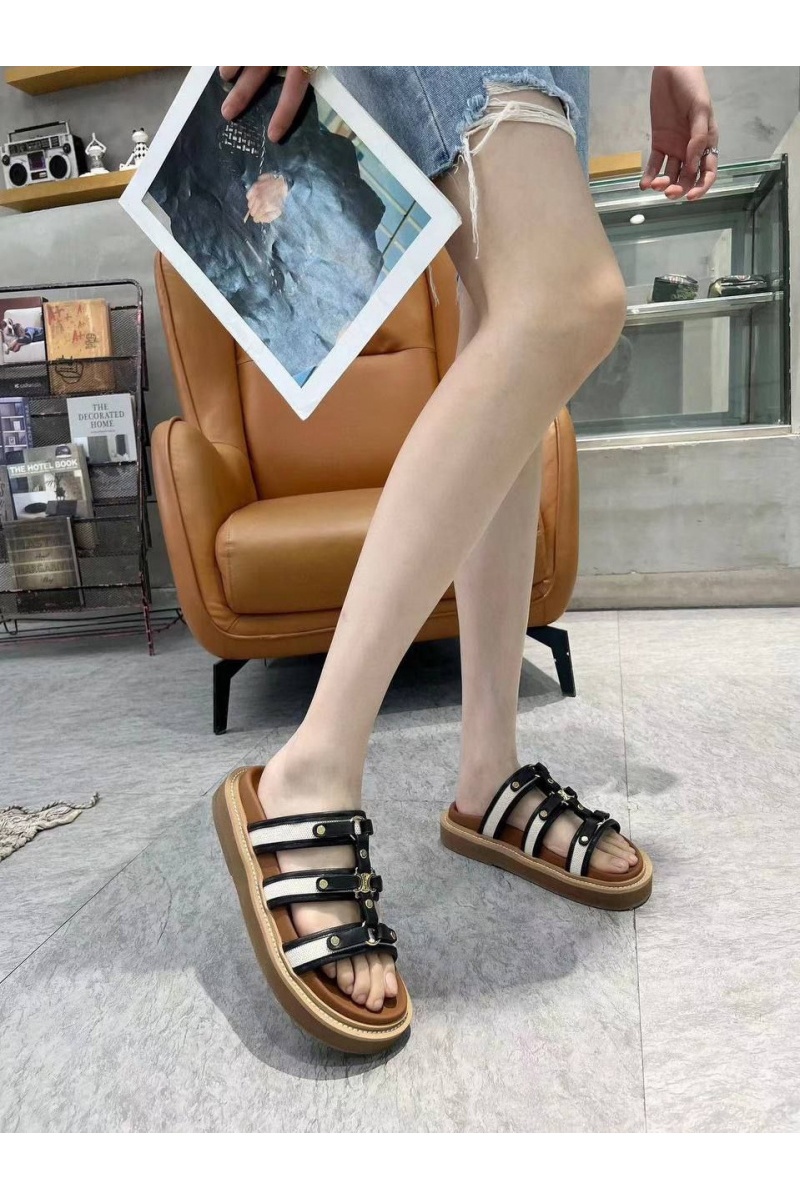 Celine Женские кожаные шлёпанцы 